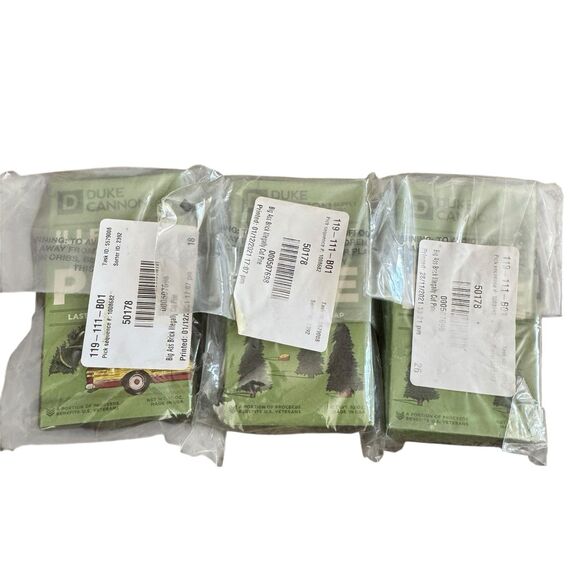 (Pack of 4) Duke Cannon Bar Soap Illegally Cut Pine 10oz Each USA Made - Picture 3 of 3